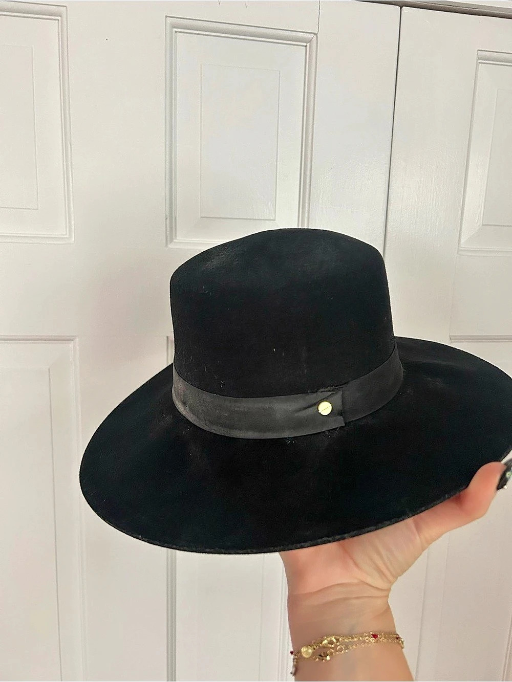 Janessa Leoné Wide Brim Fedora in Black - Beyoncé Formation hat